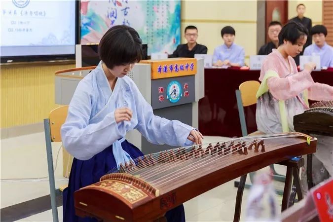 比赛过程中学生才艺展示比赛过程中学生才艺展示比赛过程中学生才艺