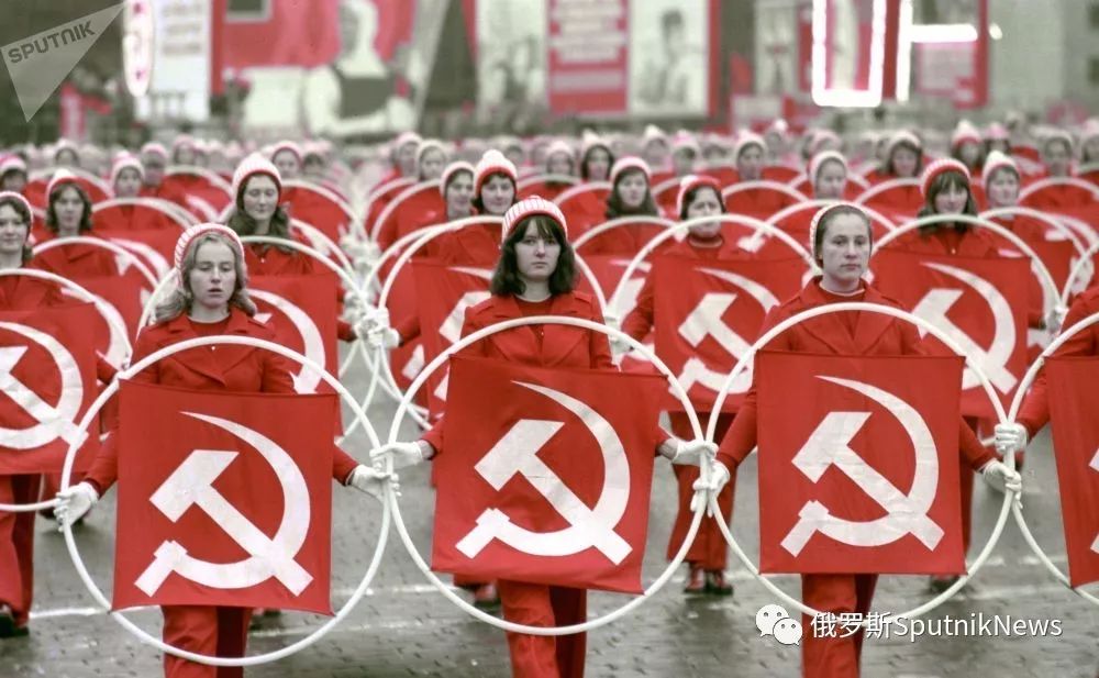图集:在苏联时代是怎么庆祝十月革命纪念日的