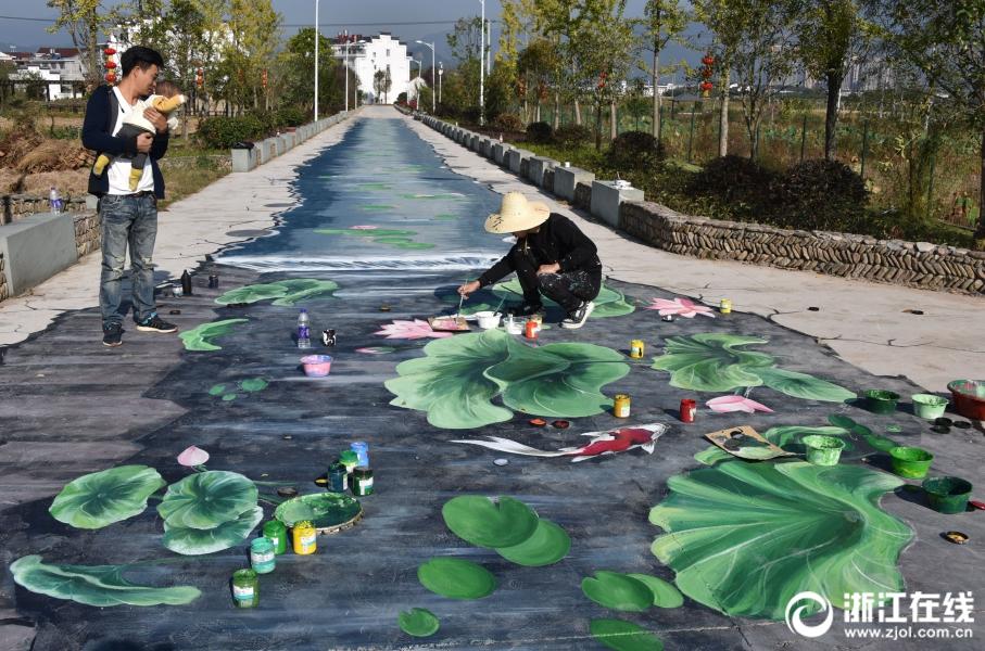 其实,这是一条3d彩绘的道路.