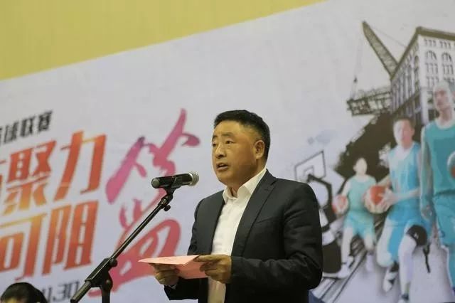 中共瓜沥镇委员会书记 徐晓福 致欢迎词