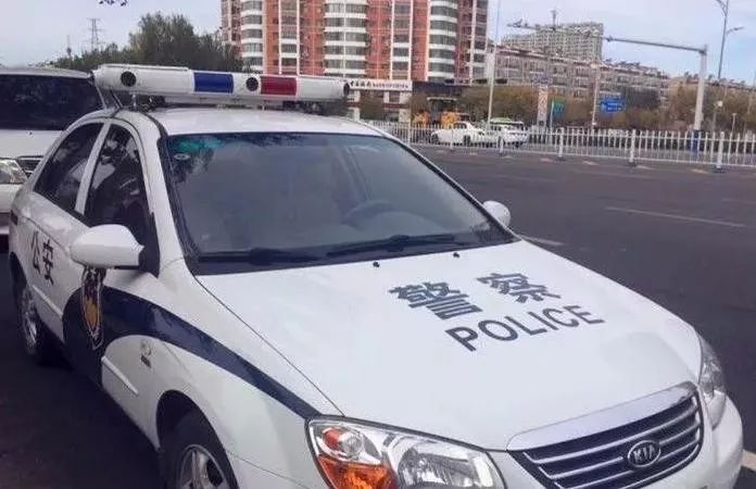 【围观】黑龙江交警启用新装备!自动识别车辆信息,多"