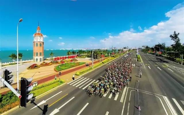 海南西线往三亚的沿海国道,儋州白马井中心大道,洋浦国家经济开发区