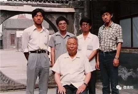 苏秉琦从事考古学事业63年,是中国近-古学开创者之一,新中国考古学