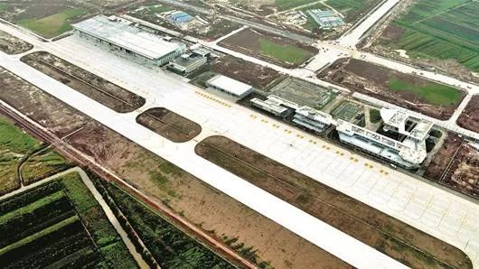 武汉汉南通用机场昨正式启用