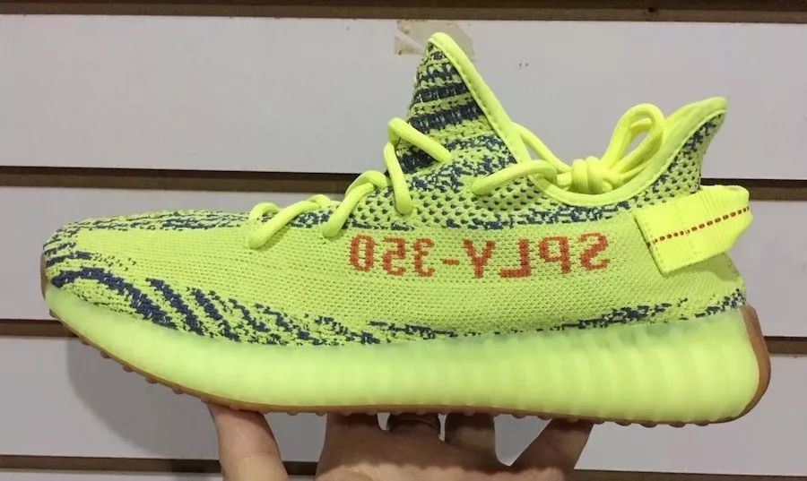 新货鞋报丨再看下月超限量发售的yeezy黄斑马