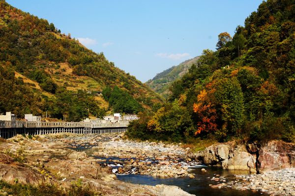 米仓山自然保护区·鼓城山红叶包3日自驾游