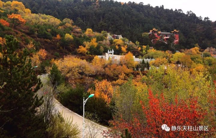 静乐县天柱山旅游景区位于静乐县城南汾河,碾河与洋河三河交汇之处