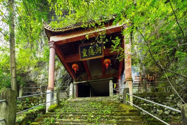 特色农副产品,还有灵隐洞,马岭古城墙,马岭古道,鳌山头攀岩等多处历史