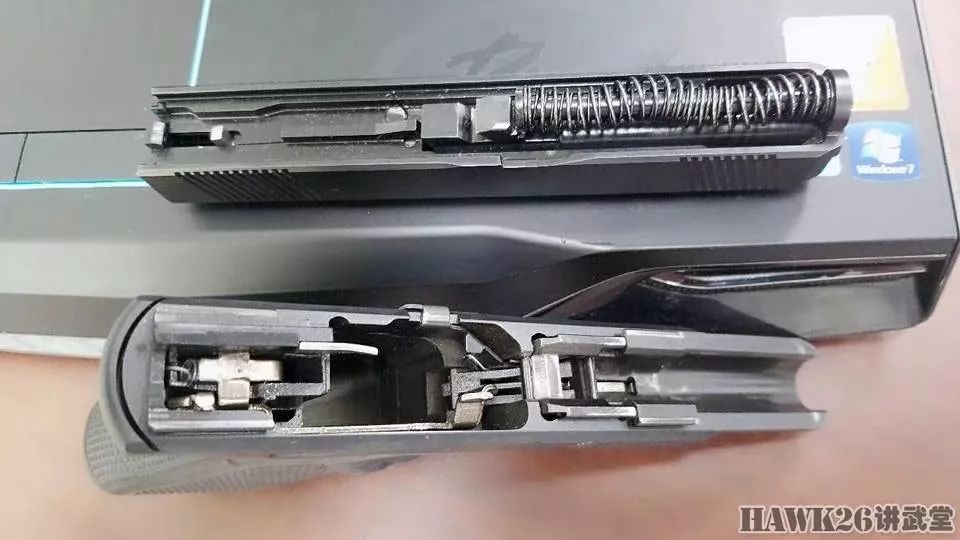 韩国展示新型手枪 山寨格洛克巧妙避开技术难题