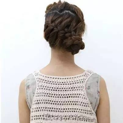 时尚韩国编发发型,辫子盘发扎法