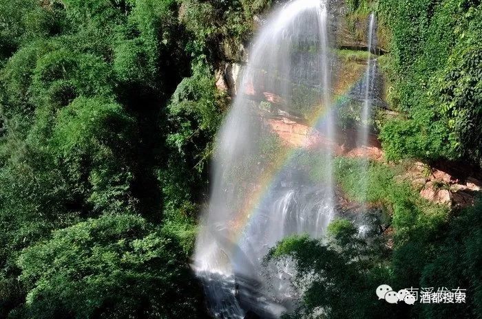 宜宾又一旅游景点!获全省森林小镇称号!瀑布,寺庙,还能体味回族风情!