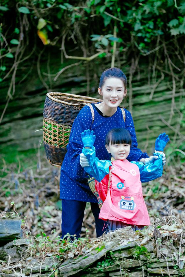 邓伦李沁《爸爸去哪儿》组cp,两人同框超级养眼!