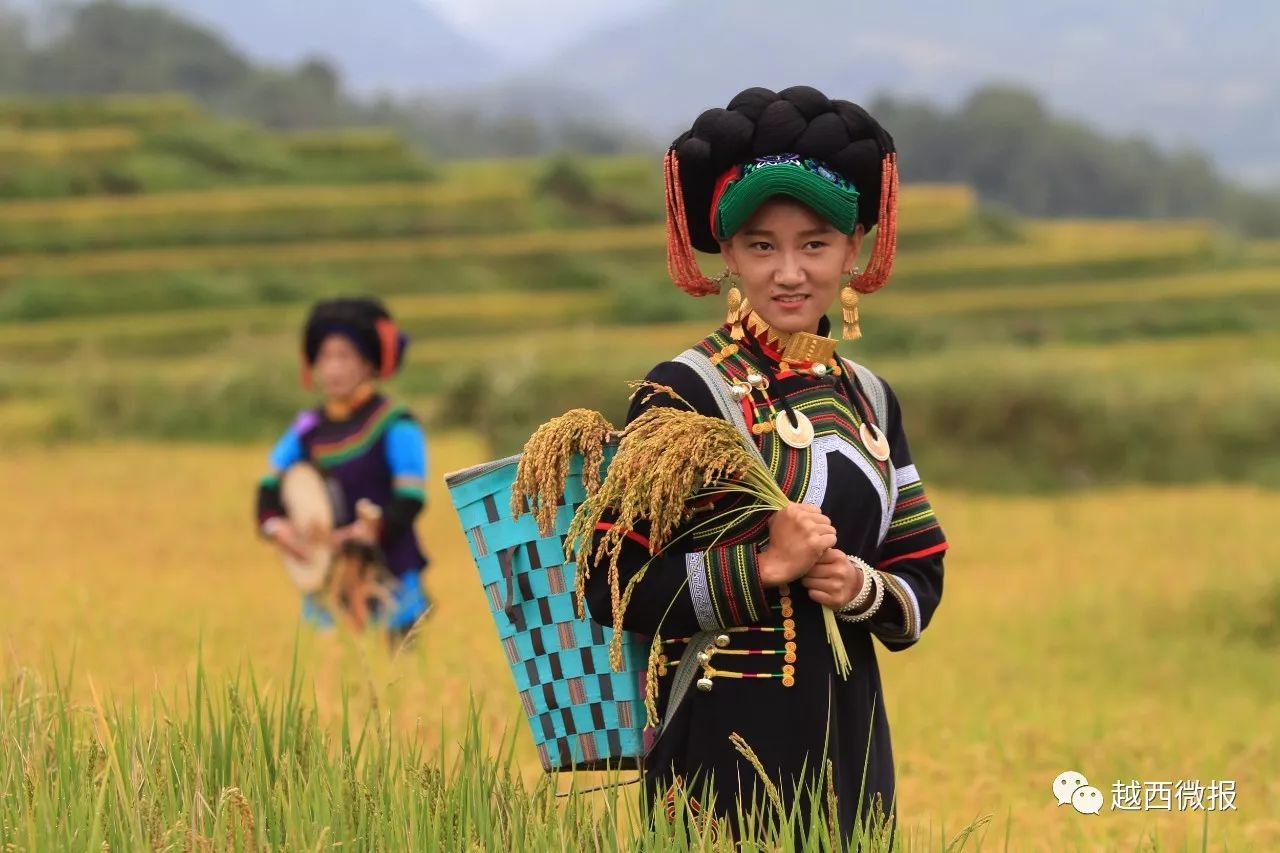 看点摄影家用镜头助推普雄镇乡村旅游