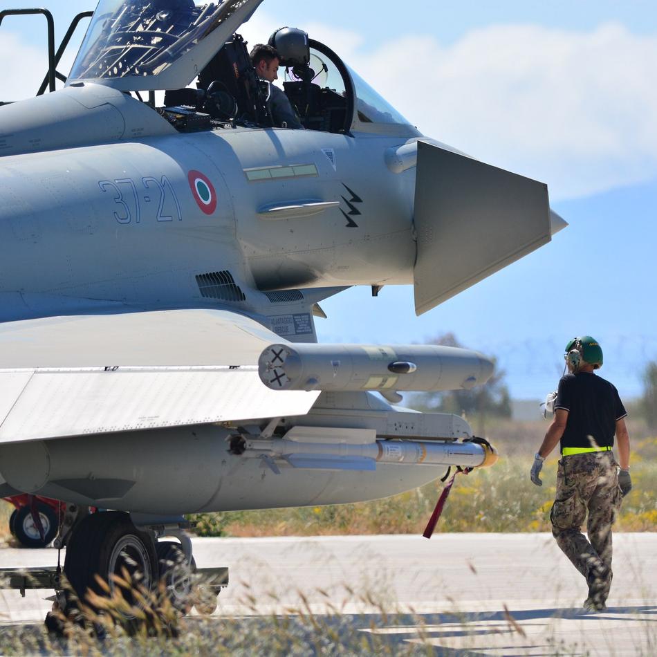 面条国的大杀器!意大利空军的台风多用途战斗机