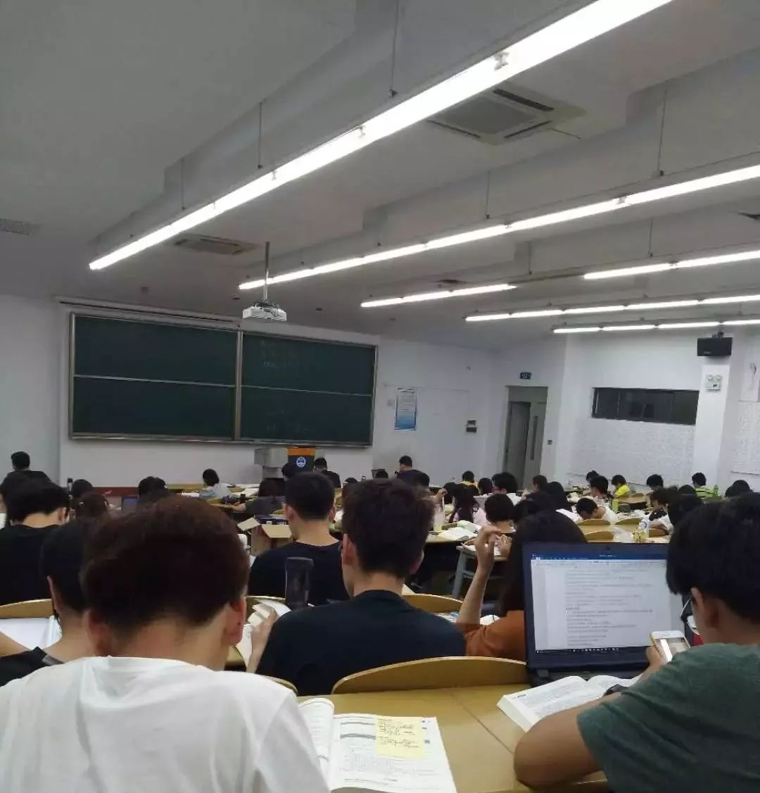 海大开放通宵教室!又到了发奋学习的时刻