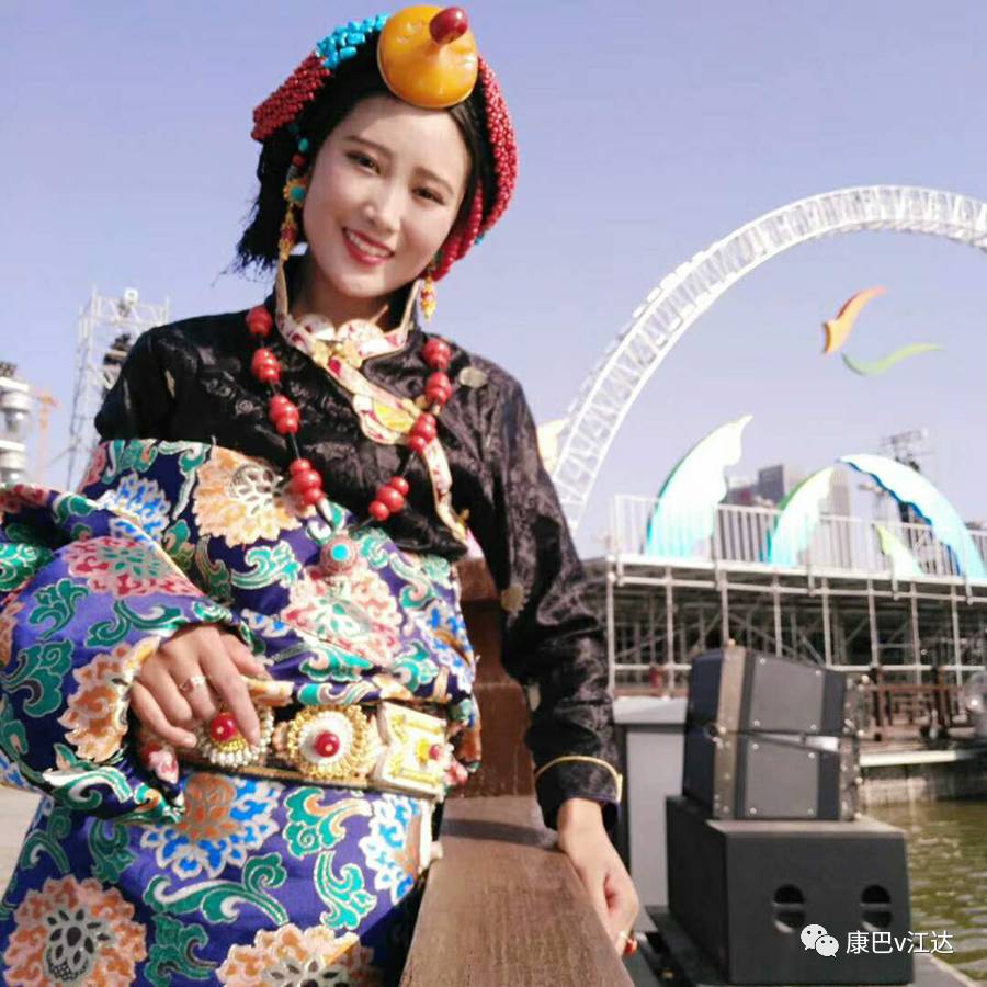【文化兴县】江达县民间艺术团阿旺卓玛荣获第十五届中国西部民歌