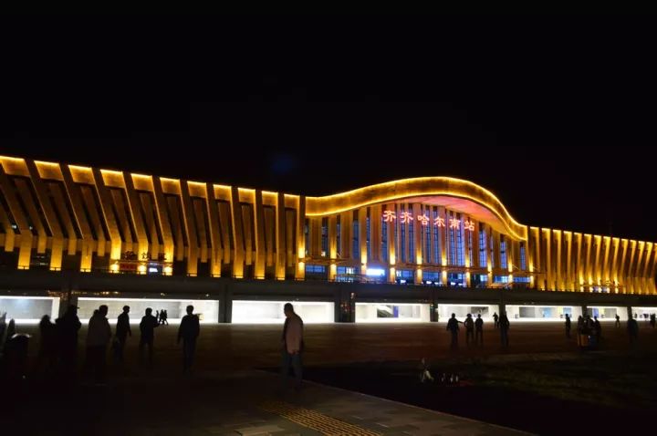 齐海满快速铁路 齐齐哈尔-海拉尔-满洲里客运专线是2016年7月由中华