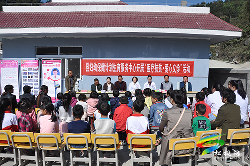 11月1日,县委宣传部驻冷水溪镇红星村第一书记侯桂平联系县妇幼保健院