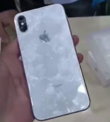 iphone x前后玻璃首碎!碎的很有艺术感,碎了更好看!