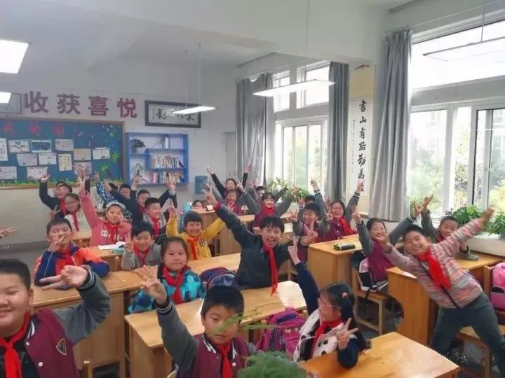 苍梧小学首个"无作业日"家长懵孩子乐!你怎么看?