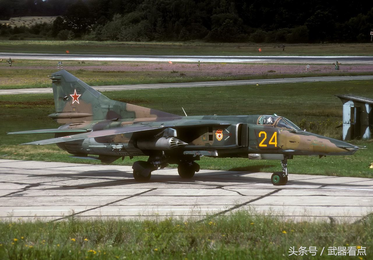 俄罗斯米格27勇士系列变后掠翼战斗轰炸机高清相片