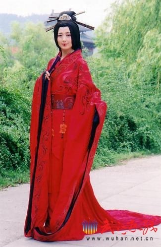 杨童舒:《汉武大帝》平阳公主