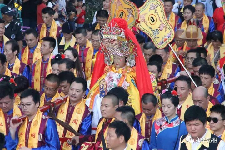 《湄洲妈祖》顺利到达潮阳和平下宫古庙,附上现场视频 图片