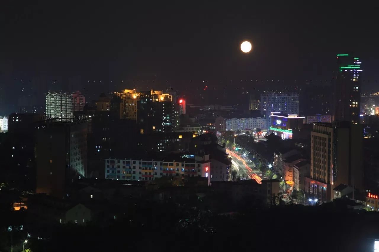 在路上城市夜景│天台县一人一艺公益摄影班夜景拍摄教学散记