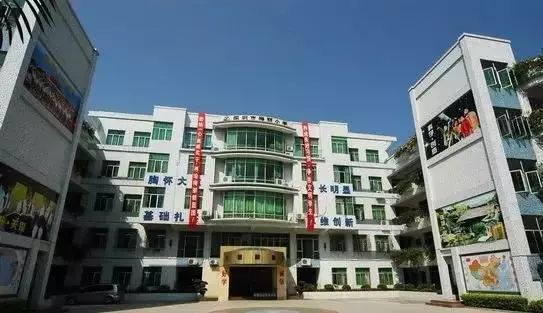 深圳市梅丽小学