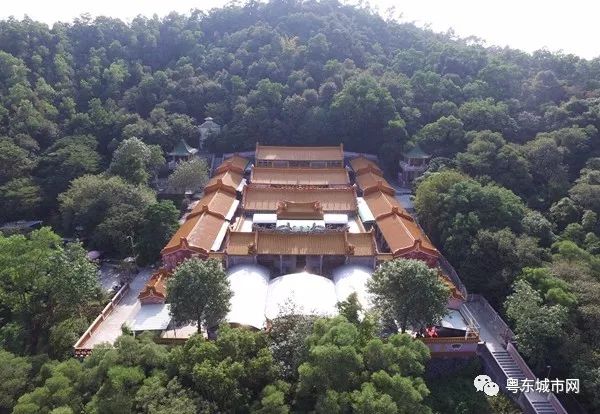 航拍粤东普宁古八景南岩古寺