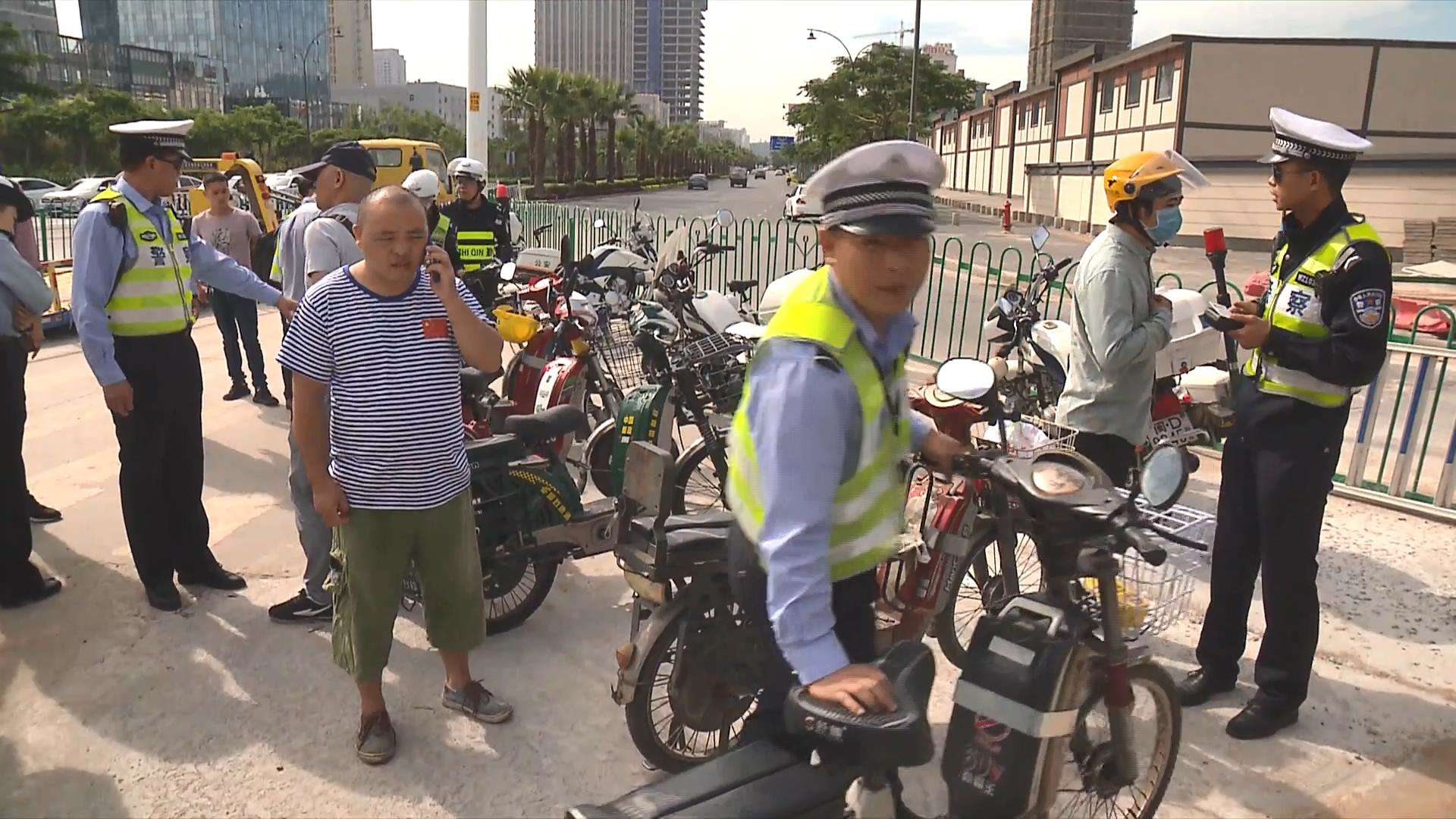 注意本月起厦门交警严查这类违法还有下周厦门的天气将