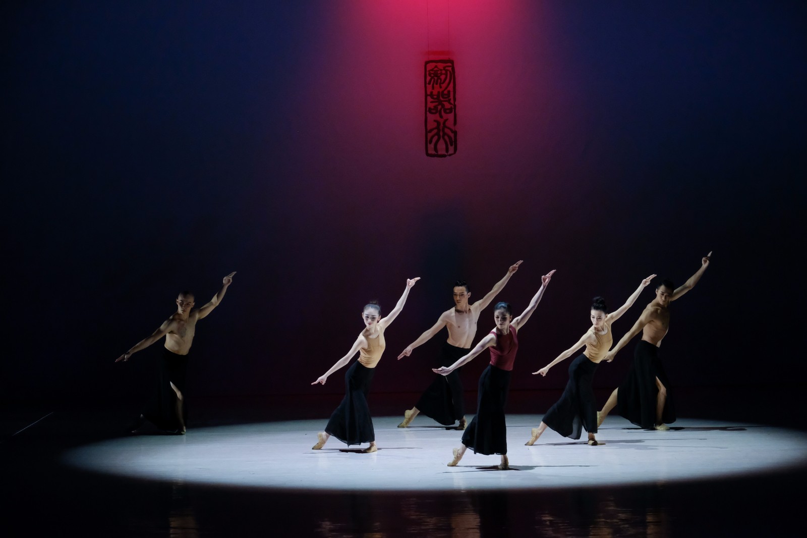 【上海国际艺术节校园行】《唐诗逸舞》,古典舞韵