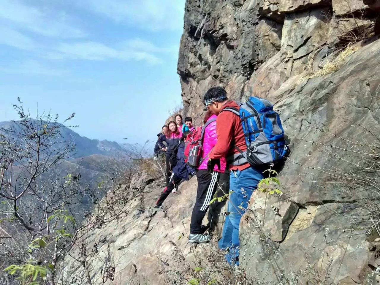 特惠11月12日邹平摩诃峰滨州最高峰登山穿越免费摘柿子买山货活动599