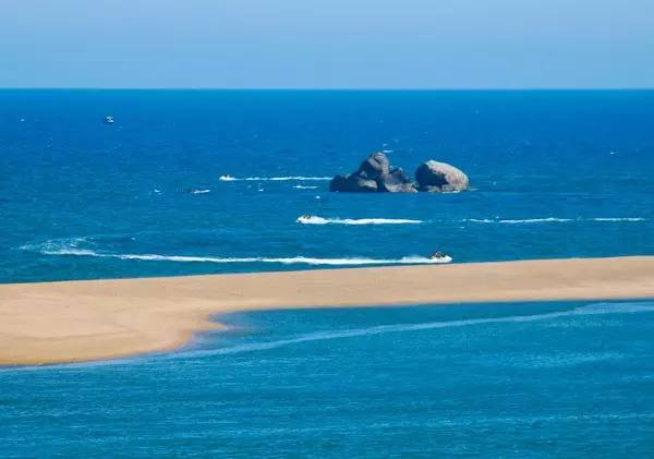 欢乐颂蜈支洲岛天涯海角南湾猴岛七彩沙滩独家定制沙滩项五星纯玩线