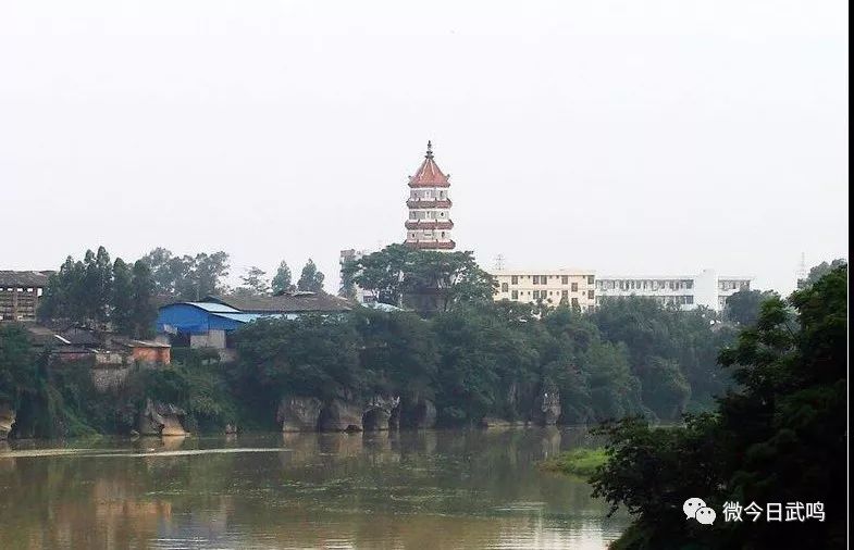 你问武鸣哪好玩我来告诉你旧八景和新八景今何在微今日武鸣