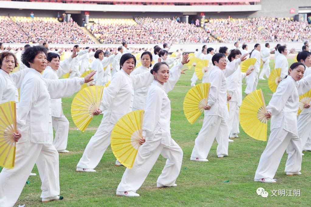 体育人口比例_中国体育人口占总人口比例,中国体育产业占GDP百分比-2015年中国(3)