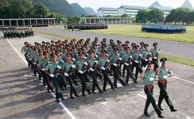 厉害了!中国陆军特种作战学院亮相桂林,还是副军级!