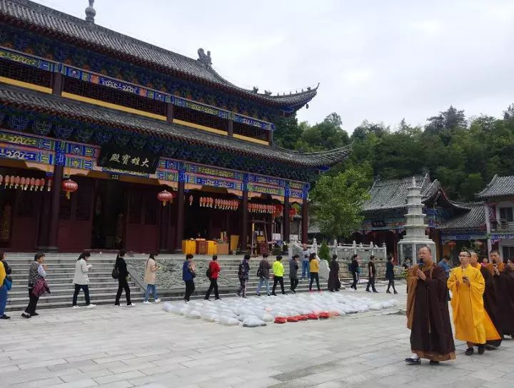 鹿湖禅寺观音菩萨出家日法会顺利圆满,众生闻法,开启智慧,功德无量!