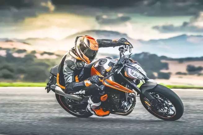 ktm 790 最终版 官方宣传图公布,整网 最全