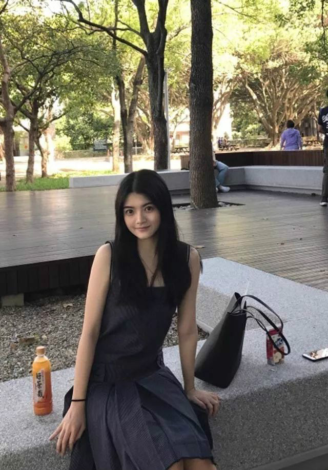 厦门校花集美大学丨钟巧耕