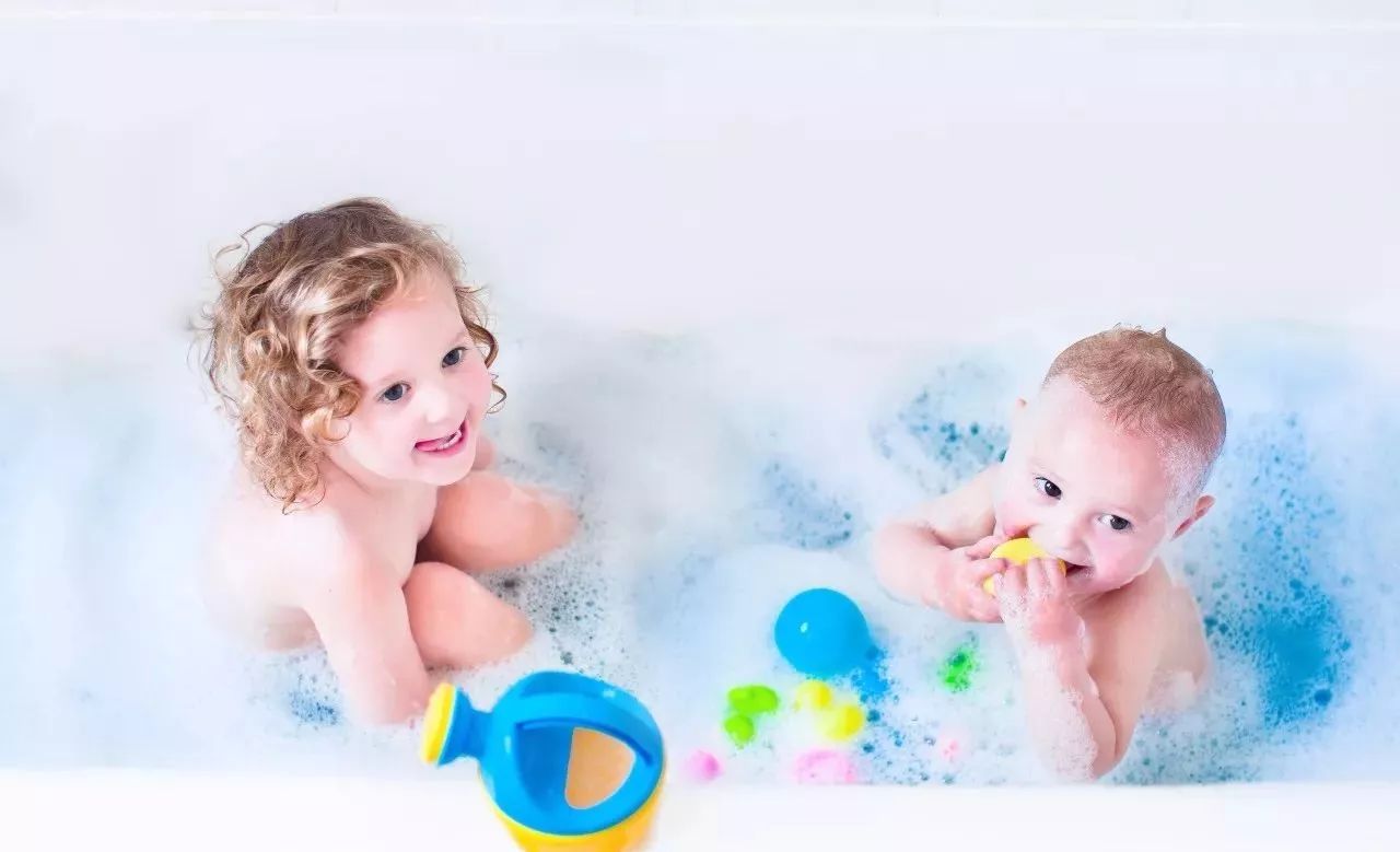 冬季给宝宝洗澡，妈妈要注意哪些_搜狐母婴_搜狐网