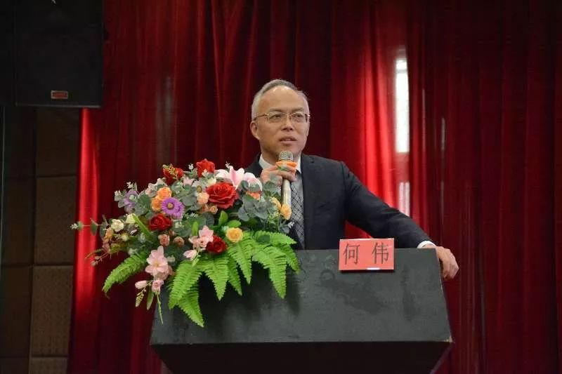 广州中医药大学第一附属医院副院长,中国中西医结合学会骨坏死专委会