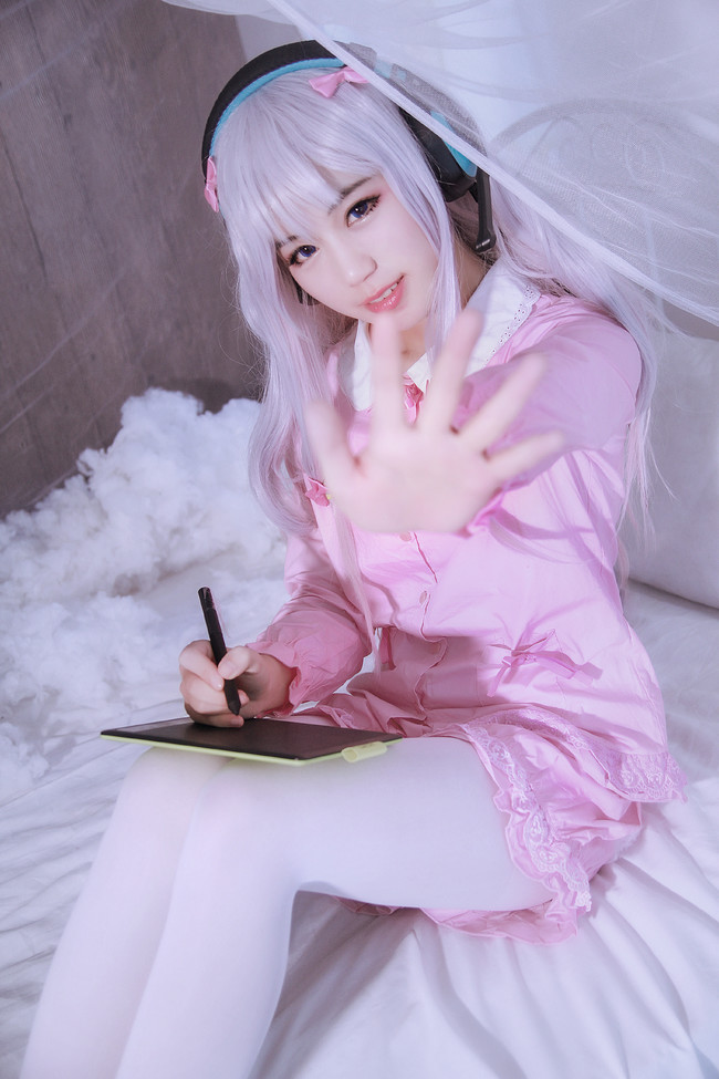 黄漫老师床上搞创作 和泉纱雾 cosplay