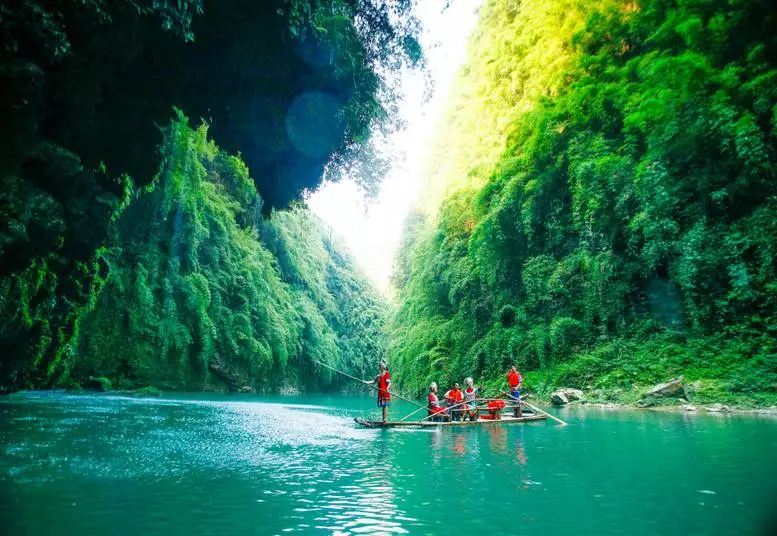 她就是 彭水阿依河景区