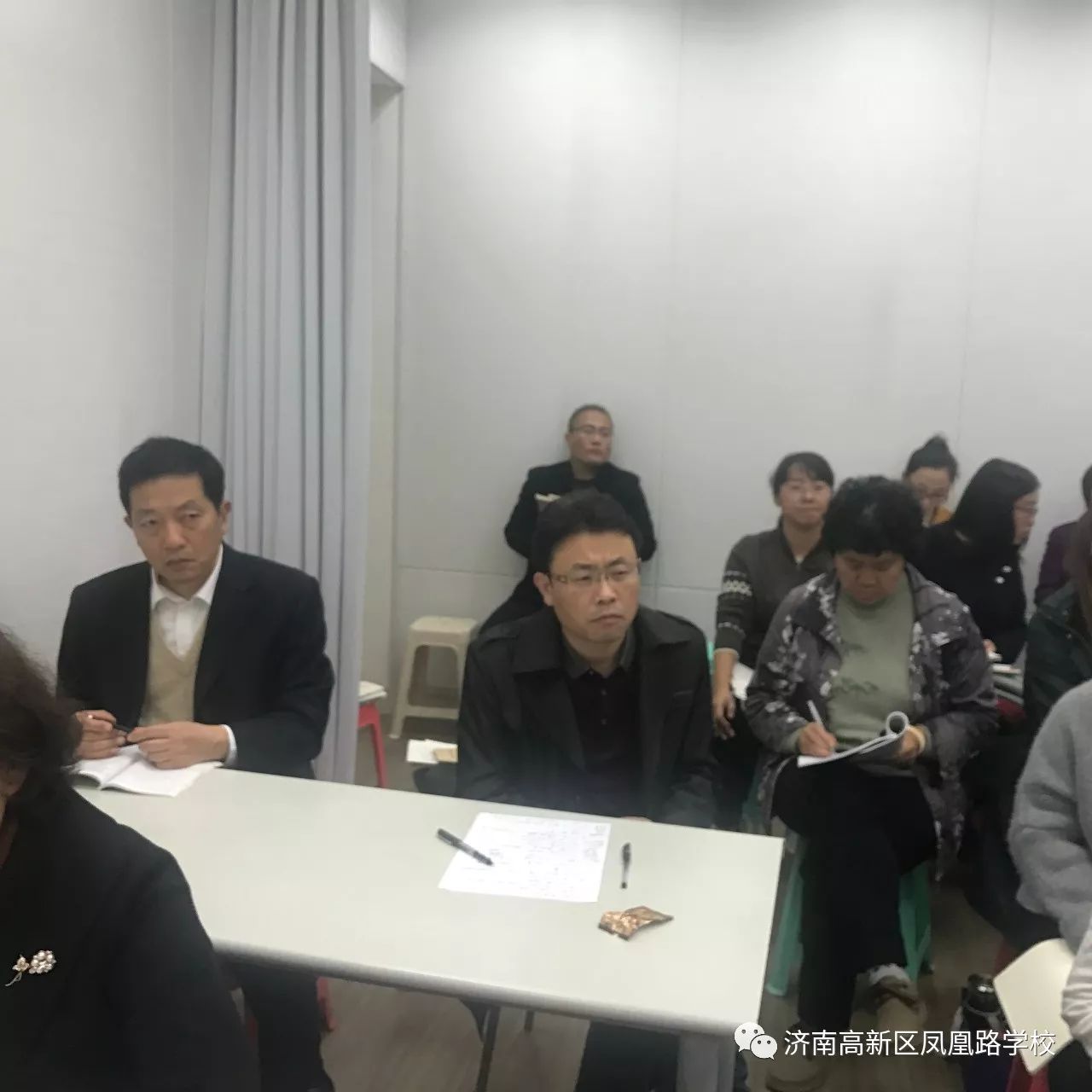 聆听专家指导提升教学能力潘庆玉教授莅临山大二附中指导语文同课异构