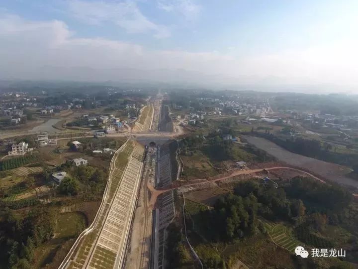 再访"铁路梦工厂":开工近三年,黔张常(龙山段)建成