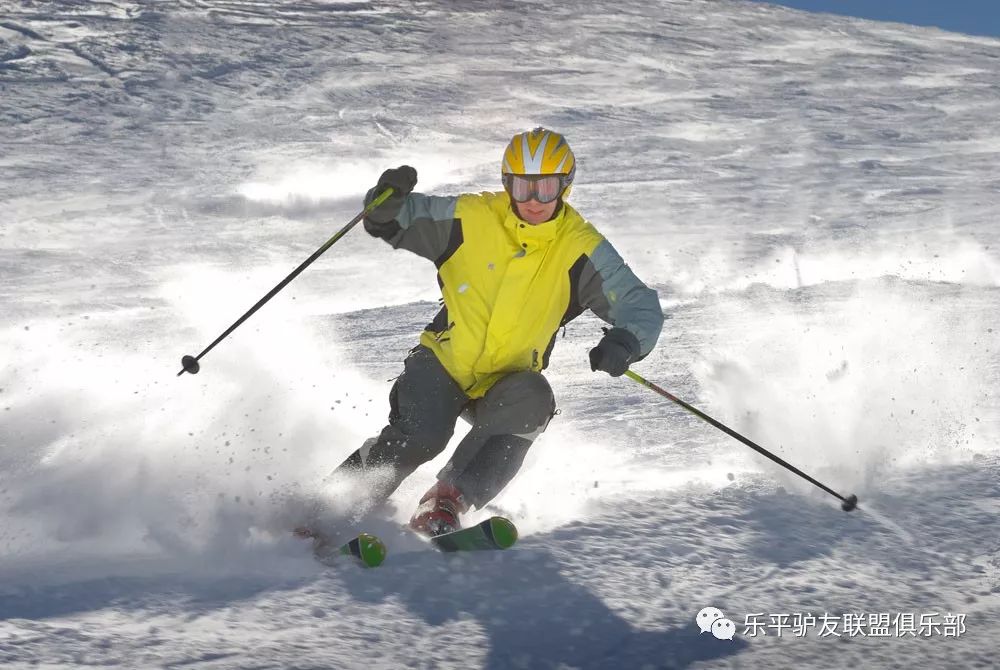 谈球吧体育【户外知识】滑雪道的基本常识和标志术语(图2)