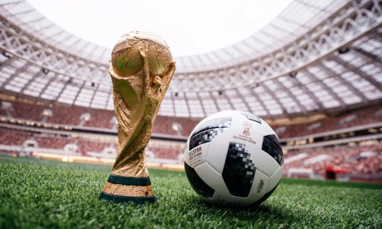致敬经典!2018俄罗斯世界杯比赛用球正式发布_搜狐体育_搜狐网