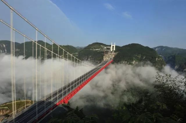 【十一月·湖南】天门山玻璃栈道,大峡谷玻璃桥,凤凰古城,矮寨大桥,溪