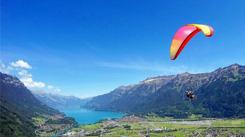 史上最全瑞士滑翔伞攻略(含滑翔伞预订说明)